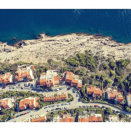 Condo With A Breathtaking View Дубровник Экстерьер фото