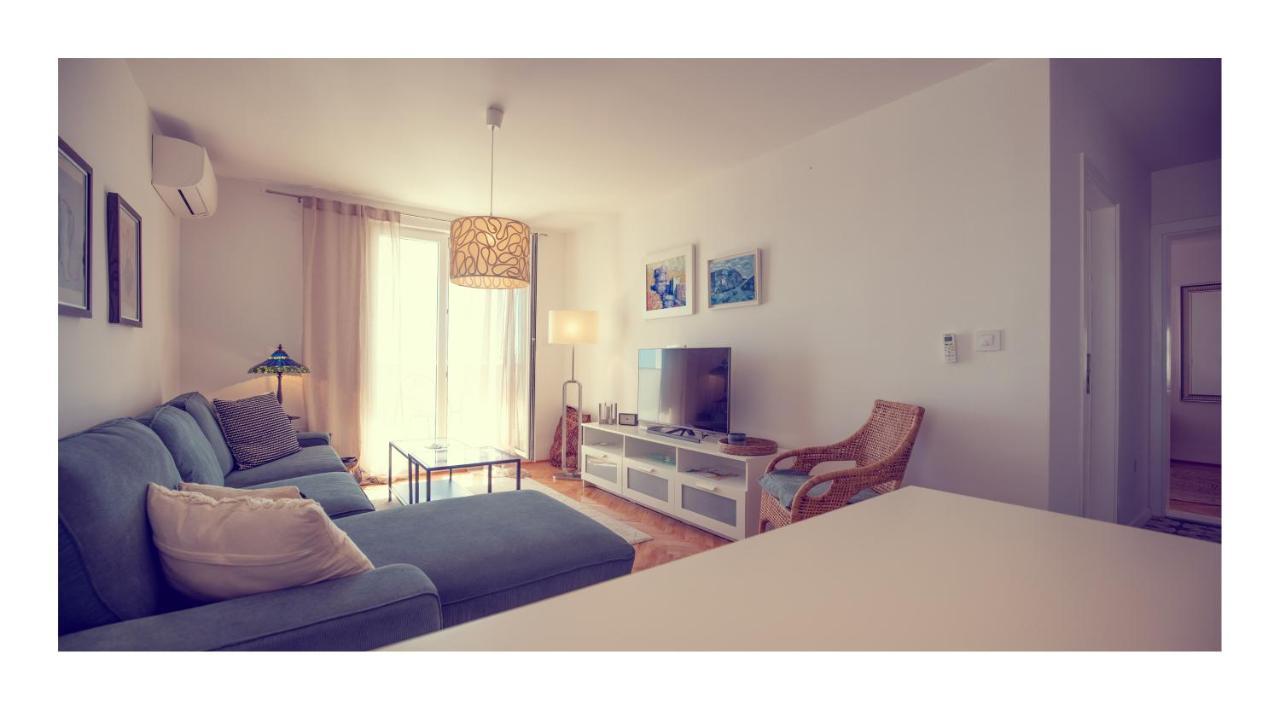Condo With A Breathtaking View Дубровник Экстерьер фото